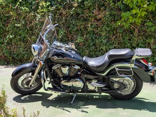 Kawasaki VN 900 Classic Negra