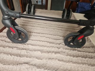 Andador Plegable con Asiento y Ruedas