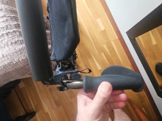 Andador Plegable con Asiento y Ruedas