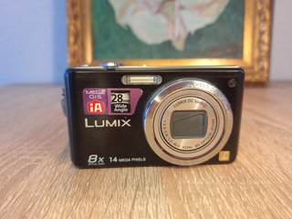 Cámara Digital Panasonic Lumix DMC-FS30 14.5MP