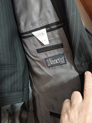 Traje de raya diplomática.