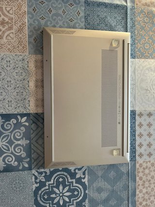 PC HP Pavilion Ryzen 7 Argento