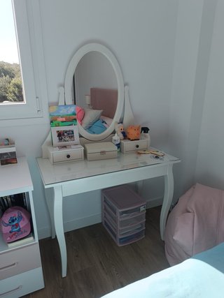 Tocador Blanco y Rosa Ikea