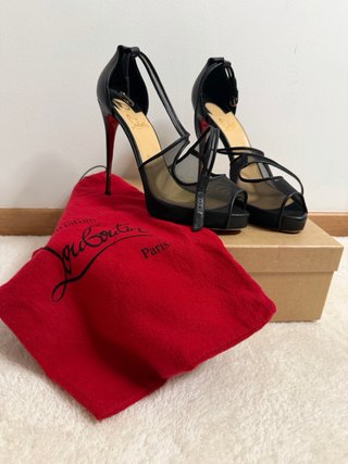 Christian Louboutin Sandali Donna Nere