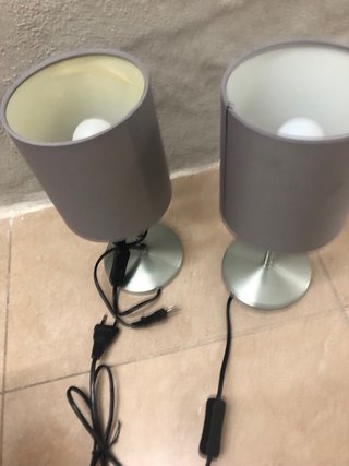 2 Lámparas de Mesa Grises
