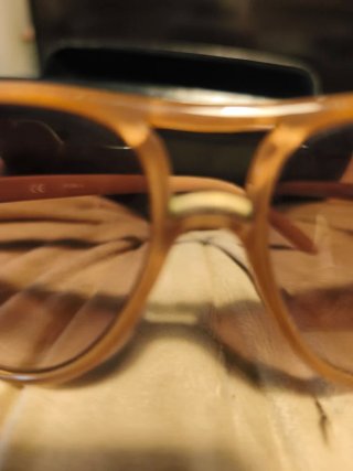 Gafas de sol Furla marrones y doradas