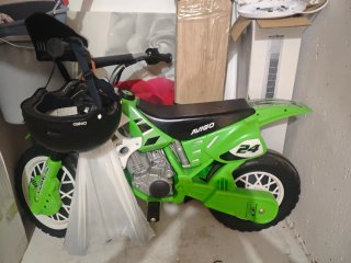 Moto Eléctrica Infantil Avigo Verde