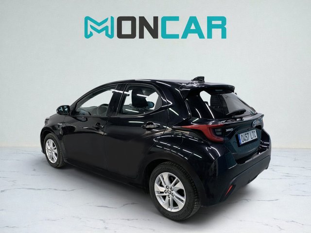 Toyota Yaris 2021