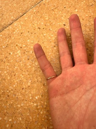 Anillo bañado en oro con ojo