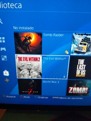 PS4 Slim + Monitor LG 24 + Juegos