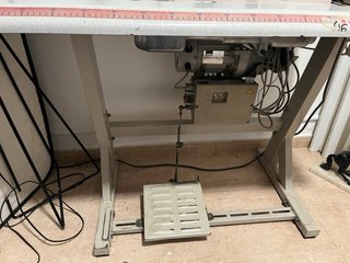 Máquina de coser Juki industrial