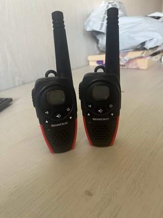 Walkie Talkies SilverCrest Negros y Rojos