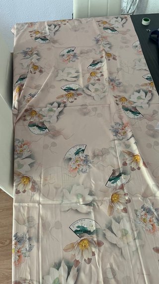 Pañuelo seda estampado floral
