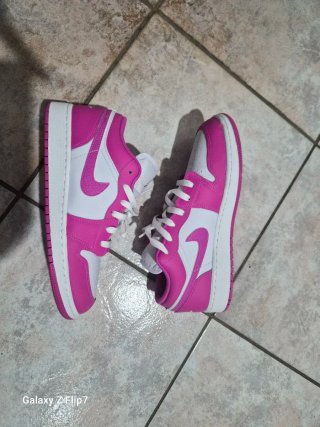 Scarpe Jordan Bambina Rosa e Bianche