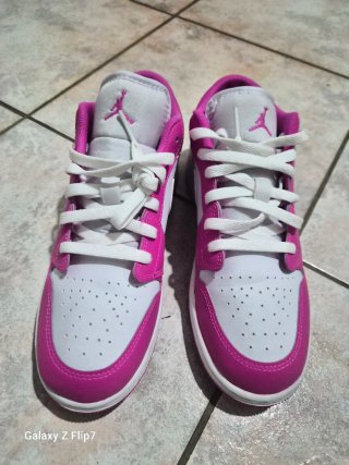 Scarpe Jordan Bambina Rosa e Bianche