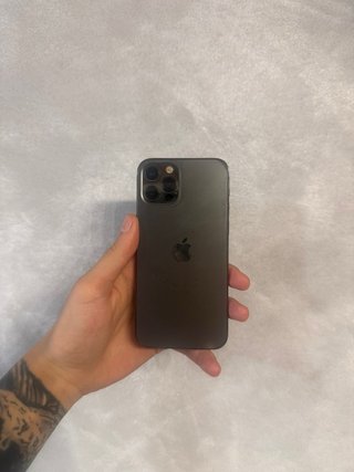 Se cambia o vende iPhone 12 Pro Gris/Plata