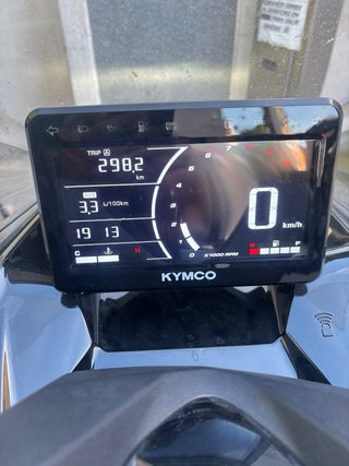 Kymco Super Dink 350 GT TCS Negra vendo o cambio