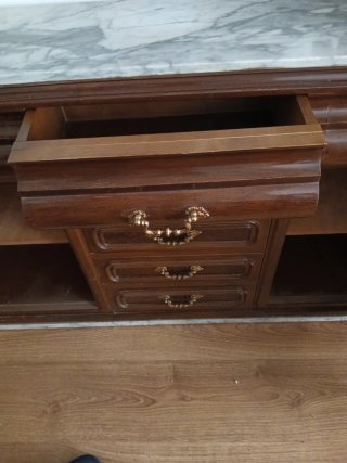 Mueble recibidor antiguo madera mármol