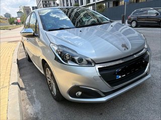 Peugeot 208 2016