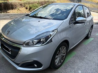 Peugeot 208 2016