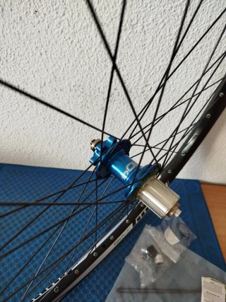 Rueda HOPE Tech DH