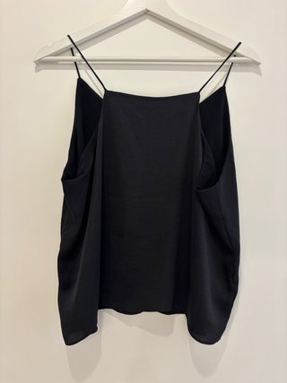 Camiseta tirantes negra Mango