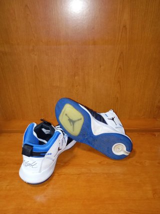 Sneakers Jordan Nere e Blu