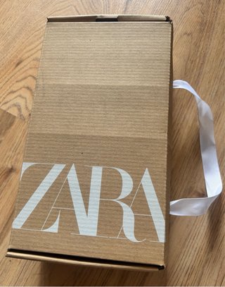 Zapatos tacón Zara burdeos talla 38