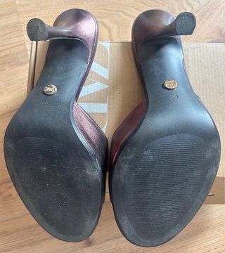 Zapatos tacón Zara burdeos talla 38