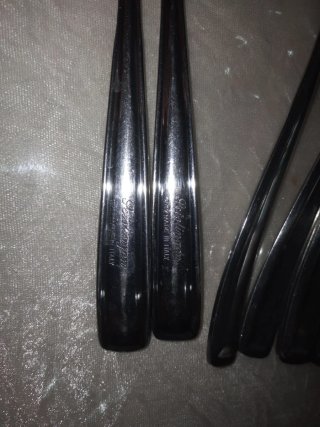 Set de cubiertos: cucharas y tenedores