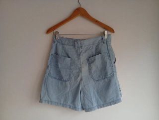 Pantalón corto encaje crema
