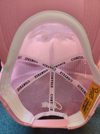 Gorra Corteiz Rejilla Rosa