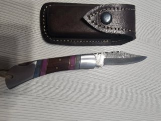 Acero de damasco de bolsillo con funda de cuero