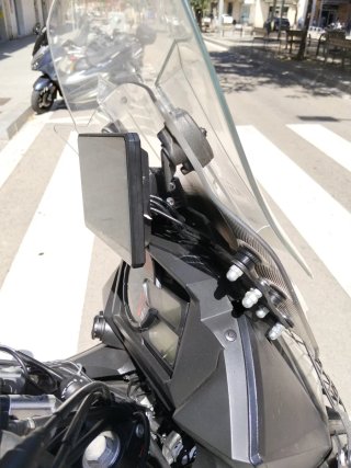 Suzuki V-Strom 650 XT Negra/Amarilla
