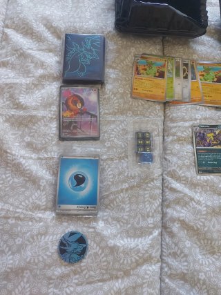 Pokemon Fantasmal Flames (Inglés)