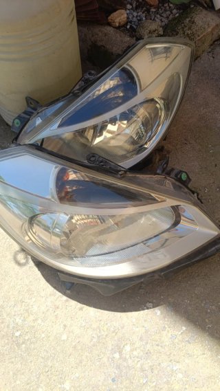 Faros de coche Renault Clio 3