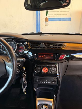 Citroen DS3 2011
