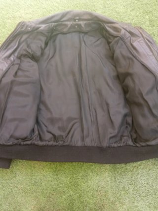 Chaqueta Bomber Cuero Negra
