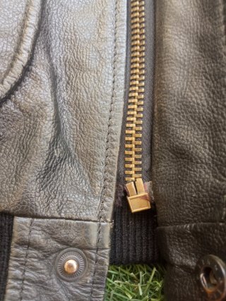 Chaqueta Bomber Cuero Negra
