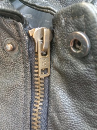 Chaqueta Bomber Cuero Negra