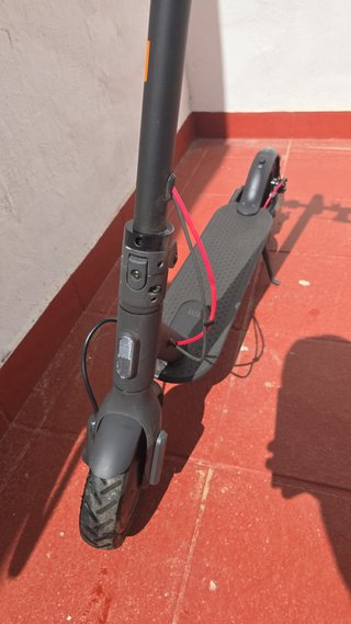 Patinete Eléctrico Xiaomi Pro 2 con casco luz led