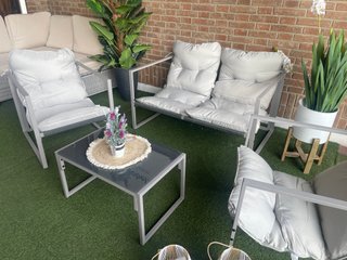 terraza sofa con mesa de centro - Nuevo