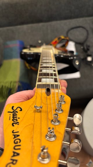 Fender Squier Jaguar classic vive 70s como nueva