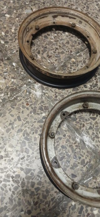 Llantas Vespa