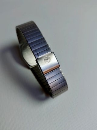 Orologio Doxa Vintage bracciale integrato