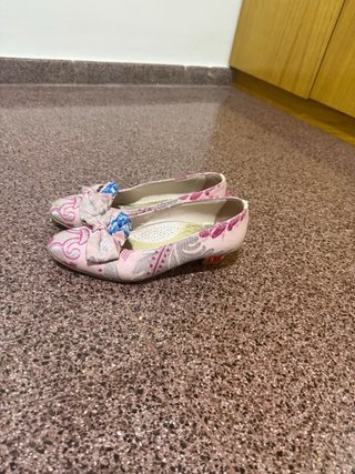 Espectacular traje de fallera rosa y plata