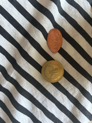 Banconota Lire 1000 + Monete e souvenirs