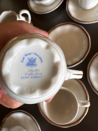 Juego de café de cerámica blanco, azul y dorado