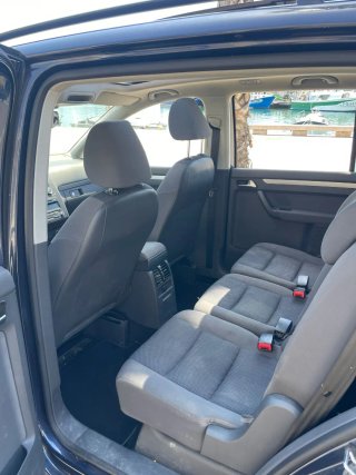 Volkswagen Touran 1.6 TDI 105 CV Manual - Año 2013