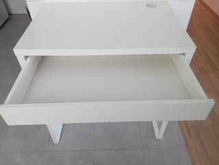 Escritorio MICKE IKEA blanco 73x50 cm